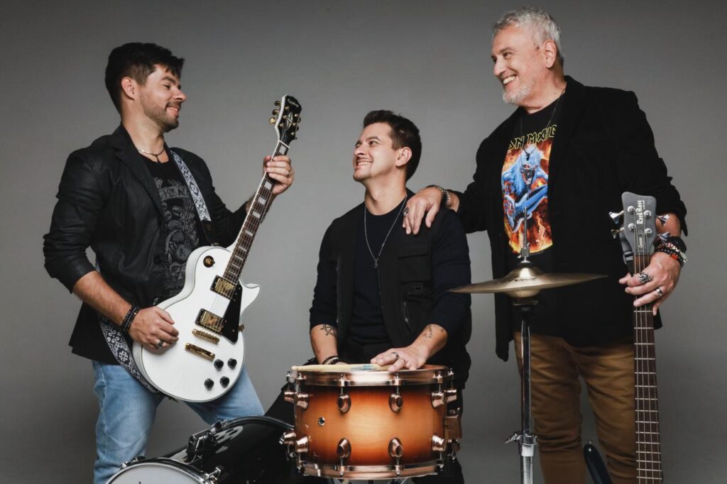 resort-pe-na-areia-oferece-noite-com-muito-rock,-arte-e-gastronomia