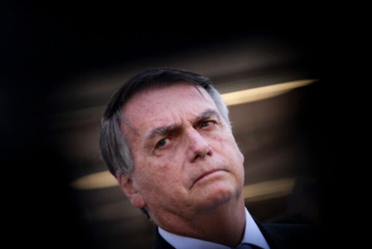 Novo boletim médico atualiza estado de saúde de Bolsonaro novo-boletim-medico-atualiza-estado-de-saude-de-bolsonaro